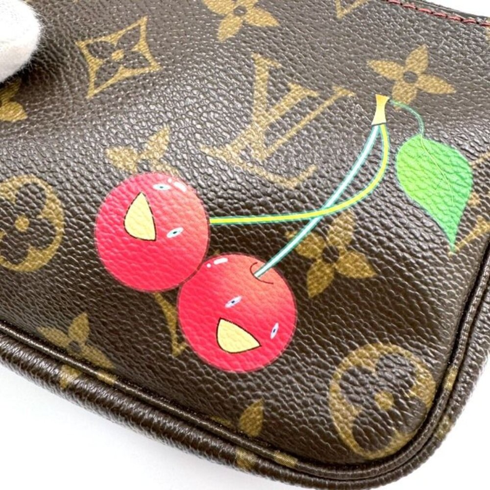 Louis Vuitton Pochette Pouch Monogram Cherry - Picture 3 of 10